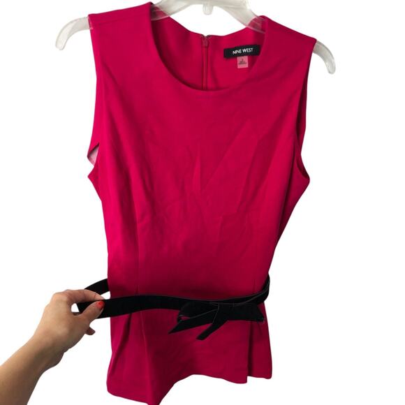 Nine West NWT Women's Sleeveless Belted Back Zip Top in Fiesta Pink Size 6 - Picture 1 of 13